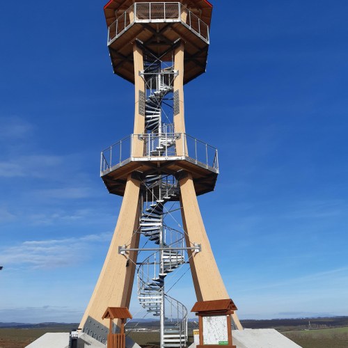 Korlátelemek sodronyhálóból - Kilátó Nitra