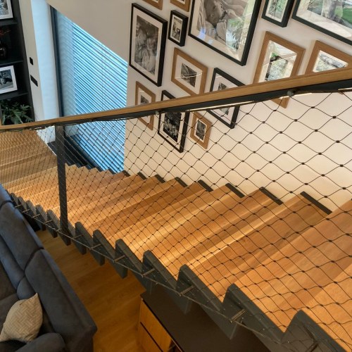 Korlátelemek sodronyhálóból családi ház Trnava