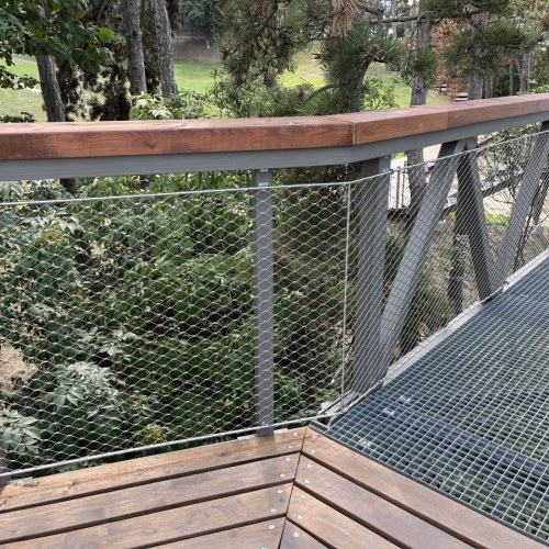 Sodronyháló keretben - Balatonboglar