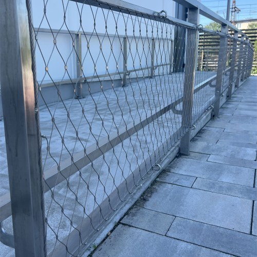 Korlátelemek sodronyhálóból - Malacki Sportaréna