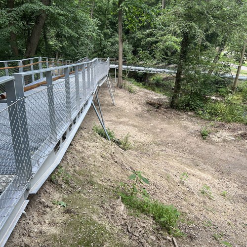 Korlátelemek sodronyhálóból - Vashíd Studienka