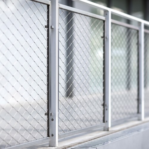 Sodronyháló keretben