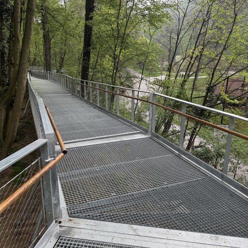 Korlátelemek sodronyhálóból - Vashíd Studienka