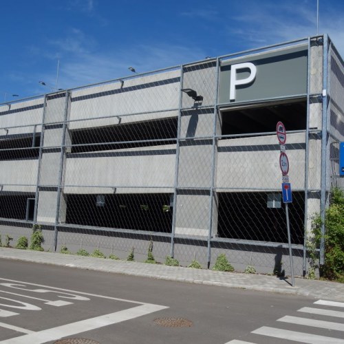 Sodronyhuzalok zöldhomlokzatokhoz - Parkolóház Eger