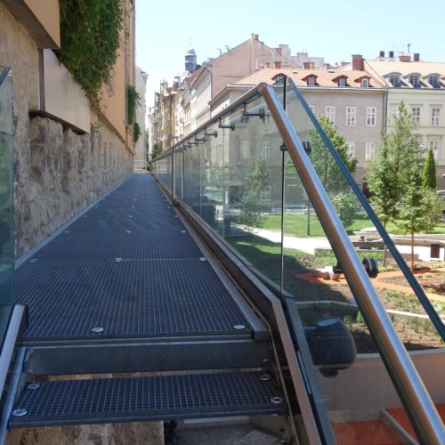 Sodronyhuzalok zöldhomlokzatokhoz - Park Vác