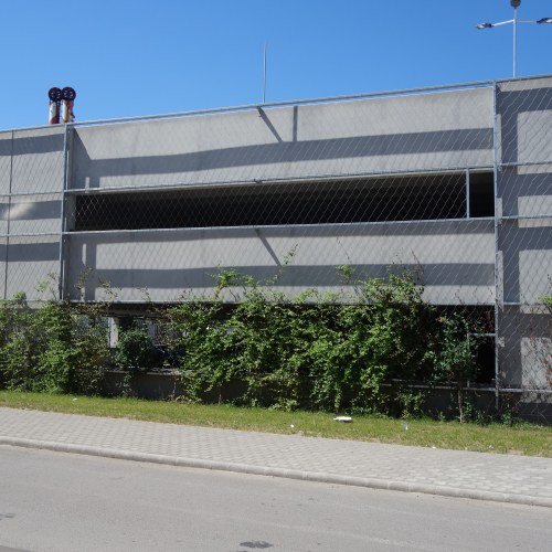 Sodronyhuzalok zöldhomlokzatokhoz - Parkolóház Eger