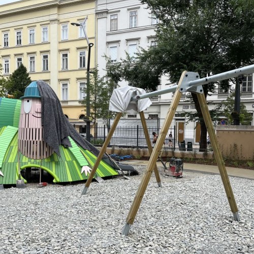 Sodronyhuzalok zöldhomlokzatokhoz - Játszótér