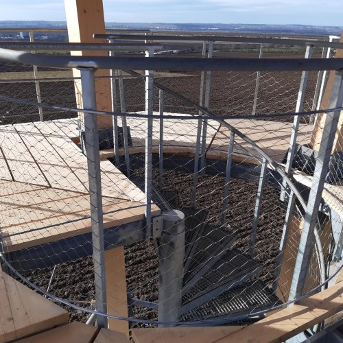 Korlátelemek sodronyhálóból - Kilátó Nitra