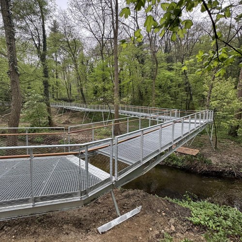 Korlátelemek sodronyhálóból - Vashíd Studienka